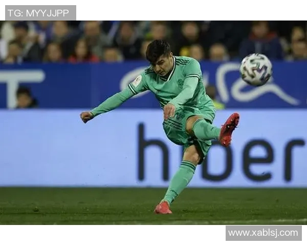 国王杯萨拉戈萨大胜卢戈前锋帽子戏法惊艳